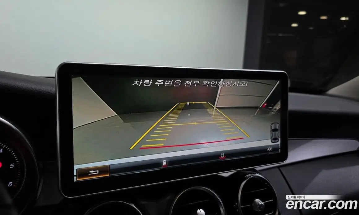 Mercedes-Benz C-Class 2018 2.1 гидро, фото 20 Mercedes-Benz C-Class 2018 2.1 гидро, фото 20