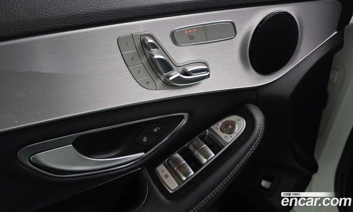 Mercedes-Benz C-Class 2018 2.1 гидро, фото 24 Mercedes-Benz C-Class 2018 2.1 гидро, фото 24