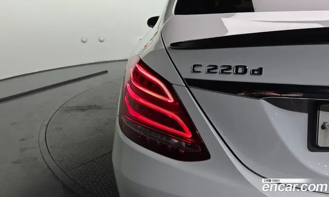 Mercedes-Benz C-Class 2018 2.1 гидро, миниатюра 9 Mercedes-Benz C-Class 2018 2.1 гидро, миниатюра 9