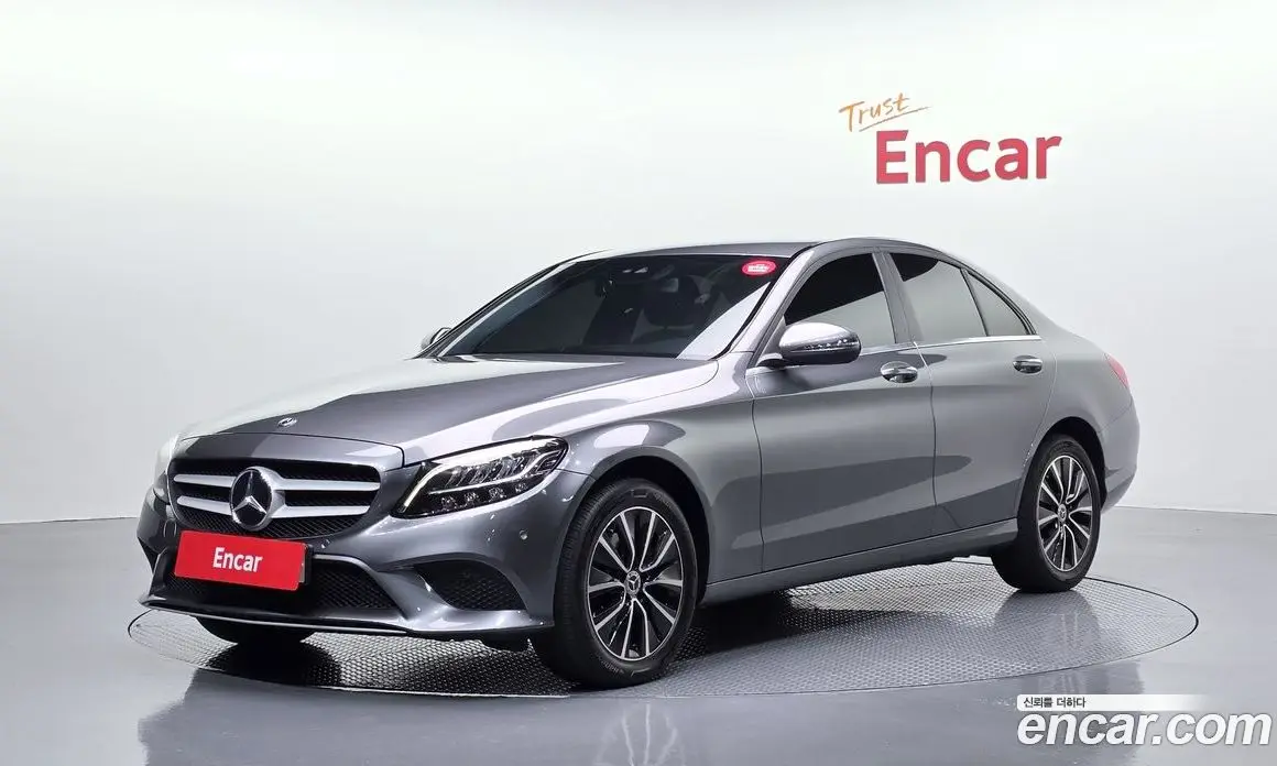 Mercedes-Benz C-Class 2019 2.0 гидро, фото 1 Mercedes-Benz C-Class 2019 2.0 гидро, фото 1