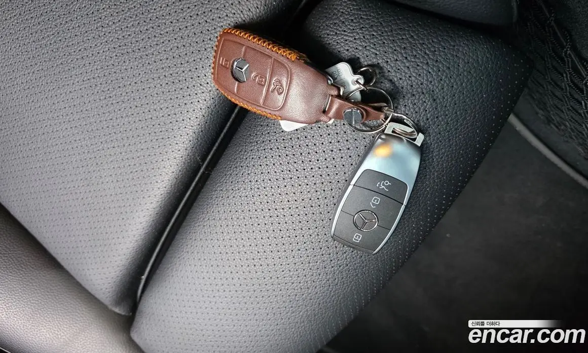 Mercedes-Benz C-Class 2019 2.0 гидро, фото 30 Mercedes-Benz C-Class 2019 2.0 гидро, фото 30