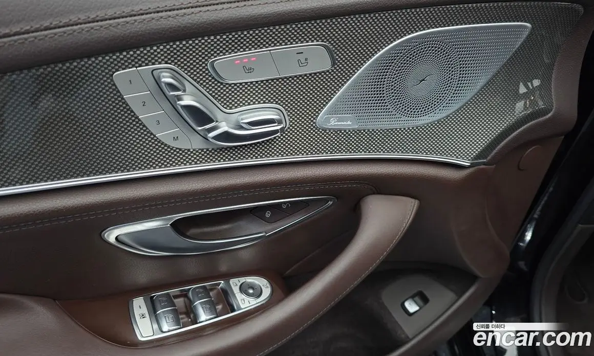 Mercedes-Benz CLS-Class 2019 1.9 гидро, фото 25 Mercedes-Benz CLS-Class 2019 1.9 гидро, фото 25