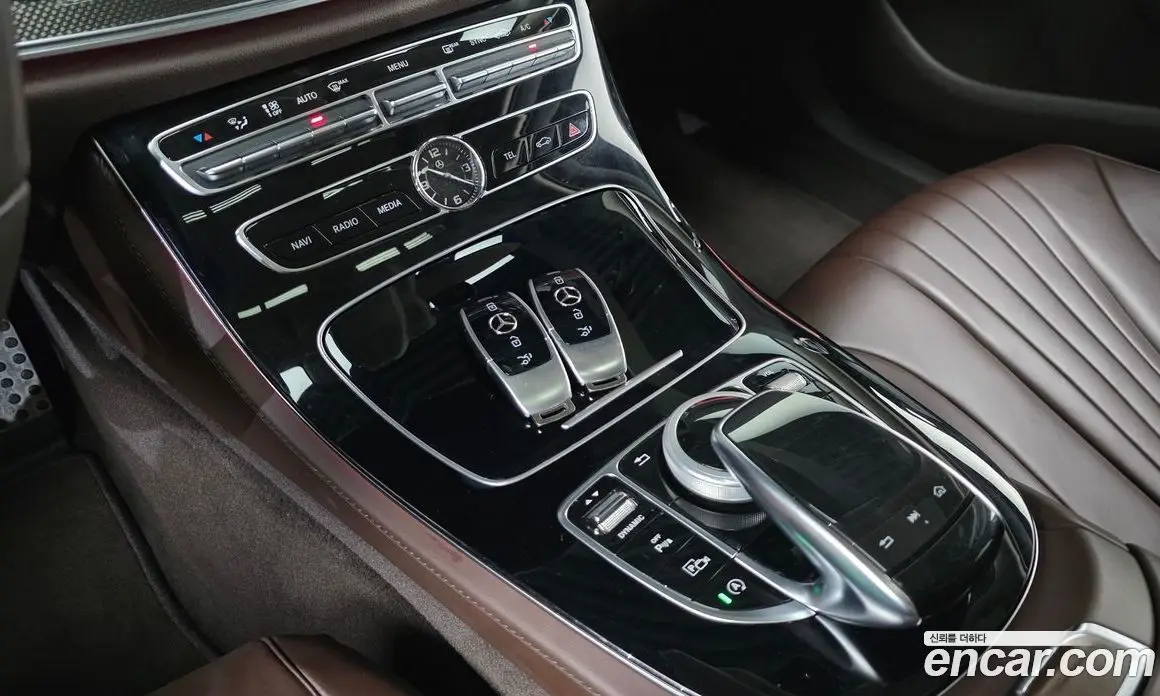 Mercedes-Benz CLS-Class 2019 1.9 гидро, фото 26 Mercedes-Benz CLS-Class 2019 1.9 гидро, фото 26