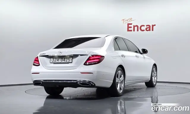 Mercedes-Benz E-Class, 2016, 110 062 км