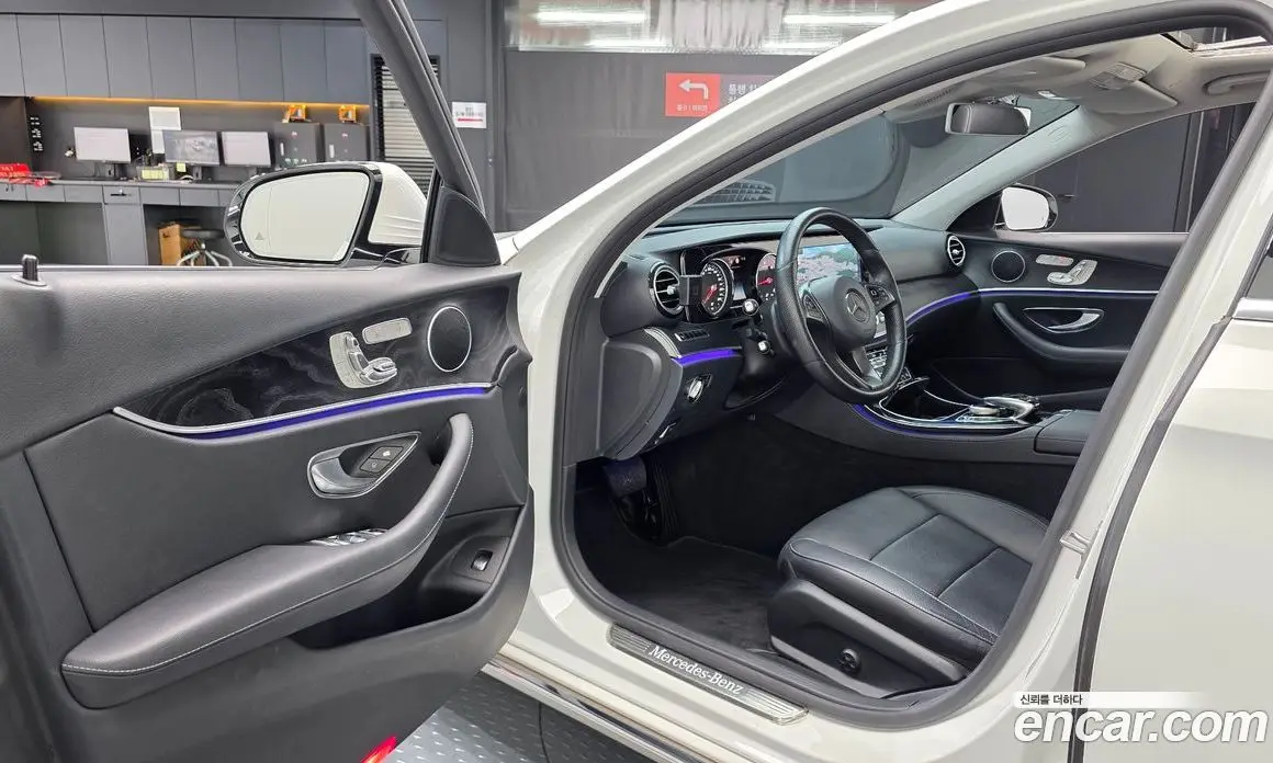 Mercedes-Benz E-Class 2016 1.9 автомат (гидро), фото 12