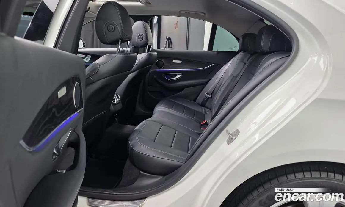 Mercedes-Benz E-Class 2016 1.9 автомат (гидро), фото 17