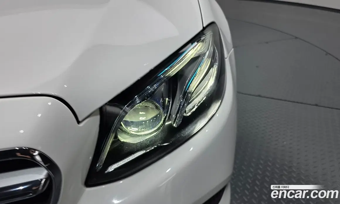 Mercedes-Benz E-Class 2016 1.9 автомат (гидро), фото 7