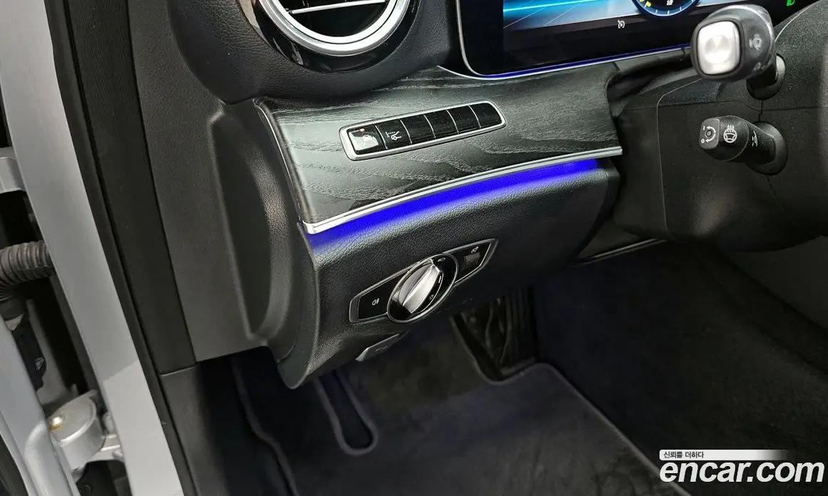 Mercedes-Benz E-Class 2018 2.0 автомат (гидро), фото 24