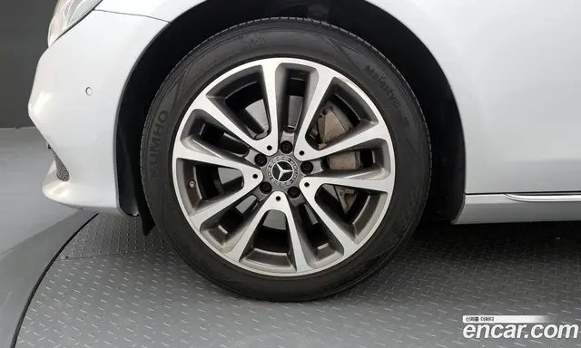 Mercedes-Benz E-Class 2018 2.0 автомат (гидро), миниатюра 5