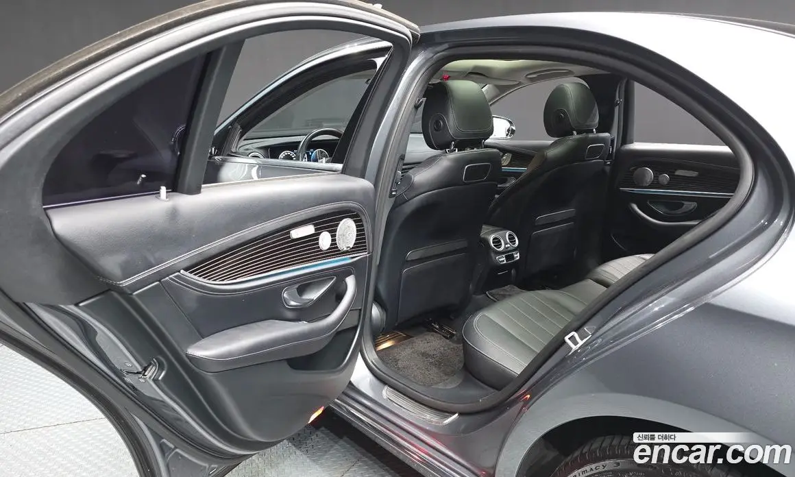 Mercedes-Benz E-Class 2019 3.0 автомат (гидро), фото 16