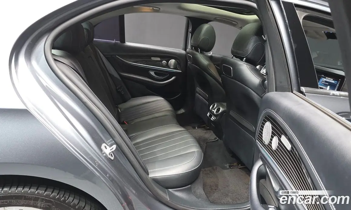 Mercedes-Benz E-Class 2019 3.0 автомат (гидро), фото 18