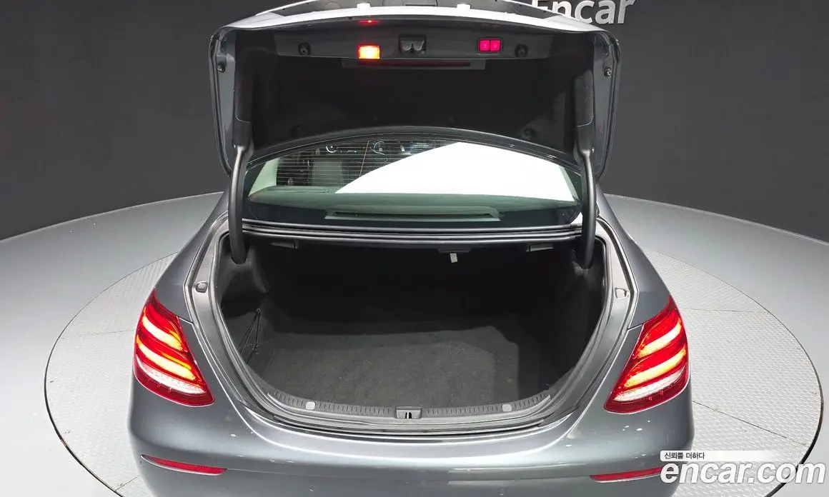 Mercedes-Benz E-Class 2019 3.0 автомат (гидро), фото 26