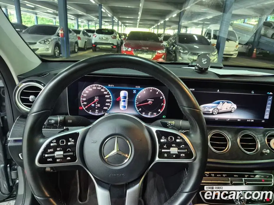 Mercedes-Benz E-Class 2020 2.0 гидро, фото 17 Mercedes-Benz E-Class 2020 2.0 гидро, фото 17