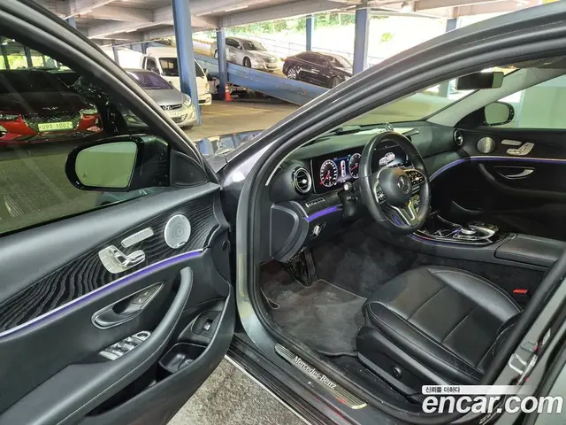 Mercedes-Benz E-Class 2020 2.0 гидро, миниатюра 10 Mercedes-Benz E-Class 2020 2.0 гидро, миниатюра 10