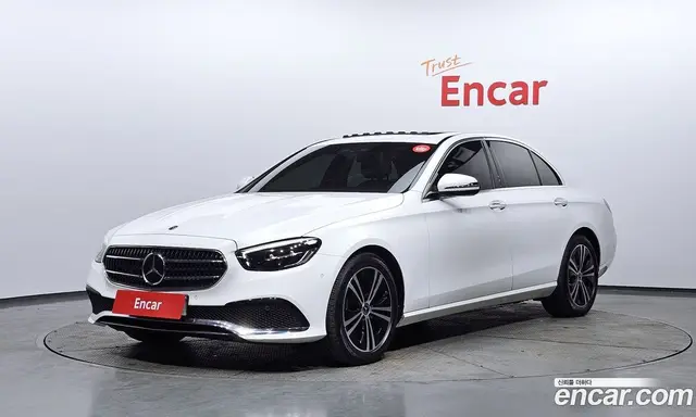Mercedes-Benz E-Class, 2021, 109 326 км