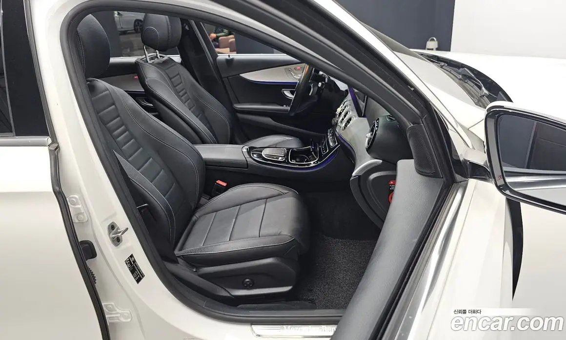 Mercedes-Benz E-Class 2021 2.0 автомат (гидро), фото 12