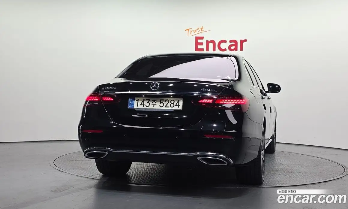 Mercedes-Benz E-Class 2021 2.0 гидро, фото 4 Mercedes-Benz E-Class 2021 2.0 гидро, фото 4