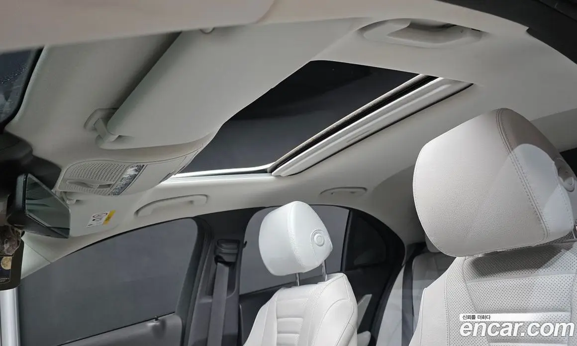 Mercedes-Benz E-Class 2022 2.0 гидро, фото 29