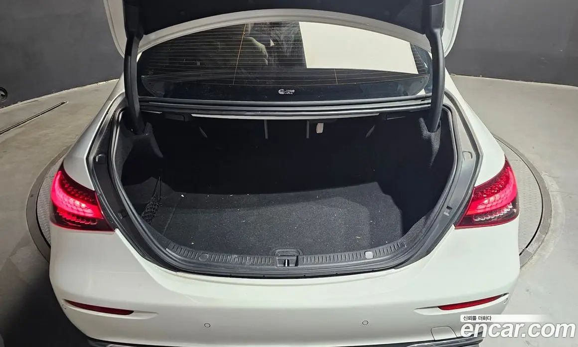 Mercedes-Benz E-Class 2022 2.0 гидро, фото 30