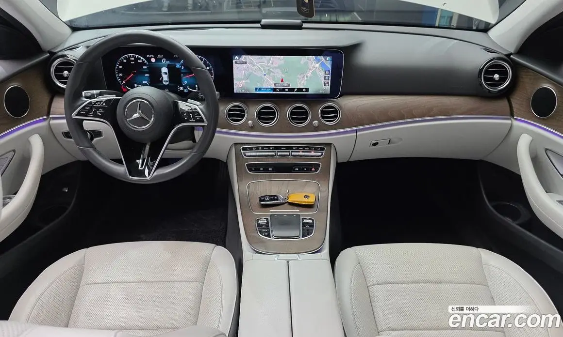 Mercedes-Benz E-Class 2022 2.0 гидро, фото 10