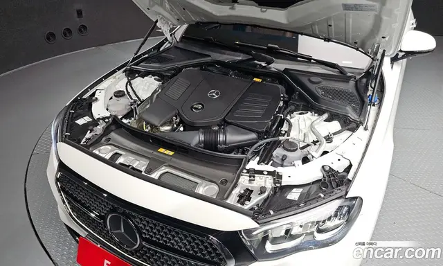 Mercedes-Benz E-Class 2025 2.0 гидро, миниатюра 6 Mercedes-Benz E-Class 2025 2.0 гидро, миниатюра 6