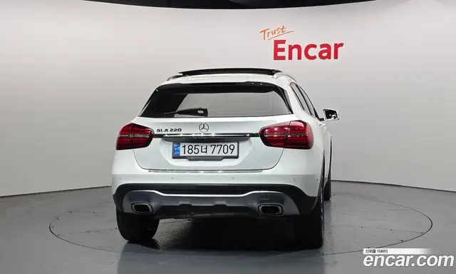 Mercedes-Benz GLA-Class 2018 2.0 гидро, миниатюра 4 Mercedes-Benz GLA-Class 2018 2.0 гидро, миниатюра 4