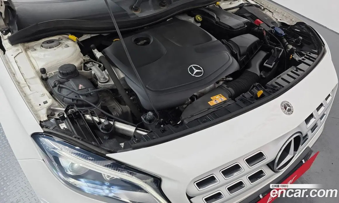 Mercedes-Benz GLA-Class 2018 2.0 гидро, фото 6 Mercedes-Benz GLA-Class 2018 2.0 гидро, фото 6
