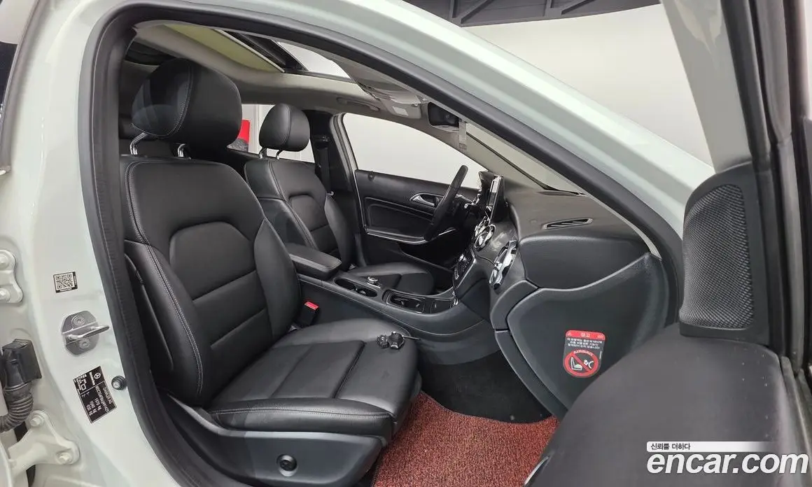 Mercedes-Benz GLA-Class 2018 2.0 гидро, фото 10 Mercedes-Benz GLA-Class 2018 2.0 гидро, фото 10