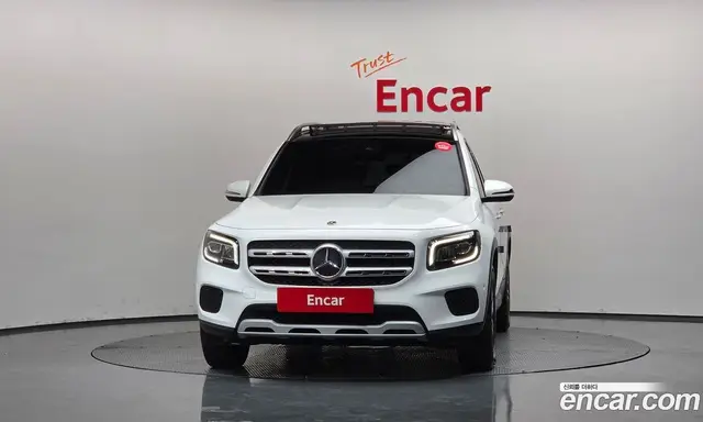 Mercedes-Benz GLB-Class 2021 1.9 гидро, миниатюра 3