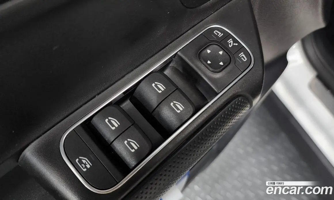 Mercedes-Benz GLB-Class 2021 1.9 гидро, фото 27