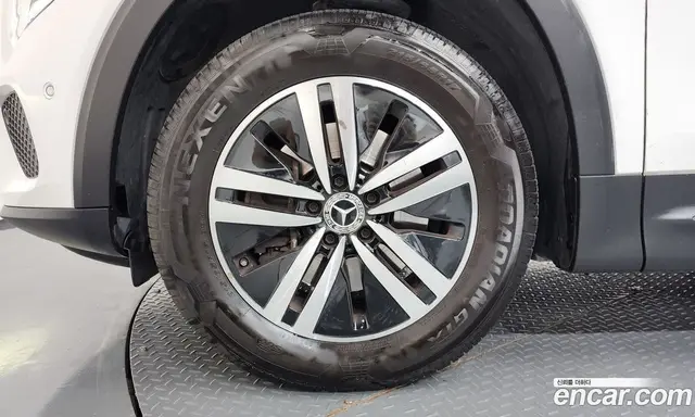 Mercedes-Benz GLB-Class 2021 1.9 гидро, миниатюра 5