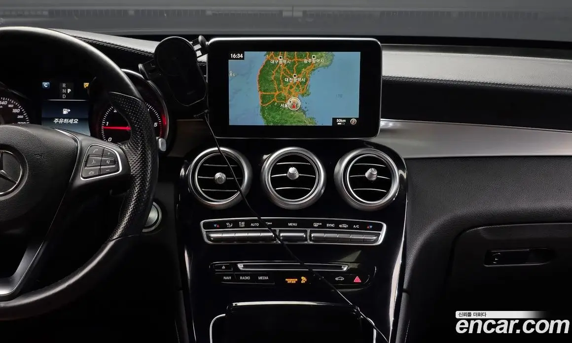 Mercedes-Benz GLC-Class 2017 2.1 гидро, фото 12 Mercedes-Benz GLC-Class 2017 2.1 гидро, фото 12