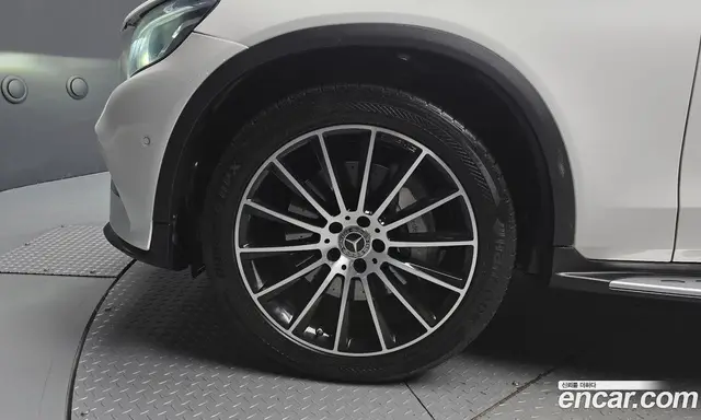 Mercedes-Benz GLC-Class 2017 2.1 гидро, миниатюра 5 Mercedes-Benz GLC-Class 2017 2.1 гидро, миниатюра 5