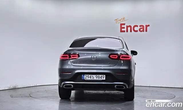Mercedes-Benz GLC-Class 2022 2.0 гидро, миниатюра 4 Mercedes-Benz GLC-Class 2022 2.0 гидро, миниатюра 4