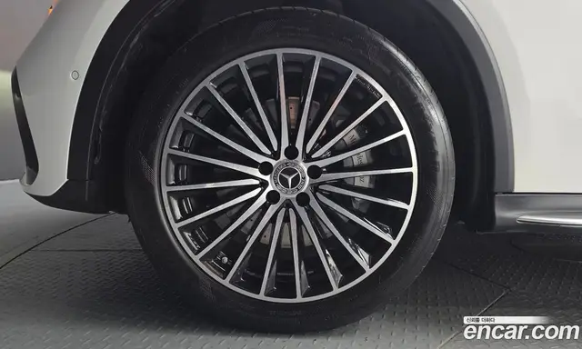 Mercedes-Benz GLC-Class 2023 2.0 гидро, миниатюра 4 Mercedes-Benz GLC-Class 2023 2.0 гидро, миниатюра 4