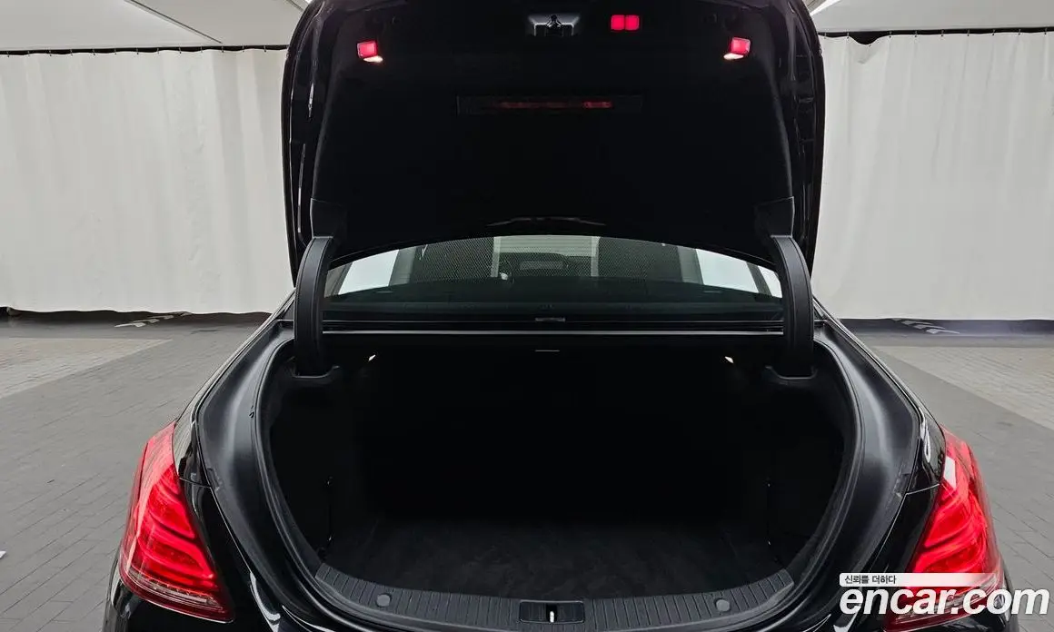 Mercedes-Benz S-Class 2017 3.0 гидро, фото 20 Mercedes-Benz S-Class 2017 3.0 гидро, фото 20