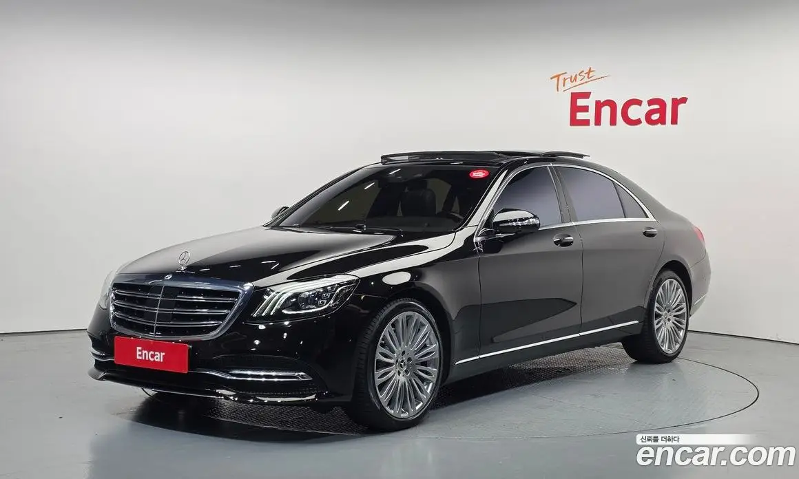 Mercedes-Benz S-Class 2019 4.0 гидро, фото 1 Mercedes-Benz S-Class 2019 4.0 гидро, фото 1