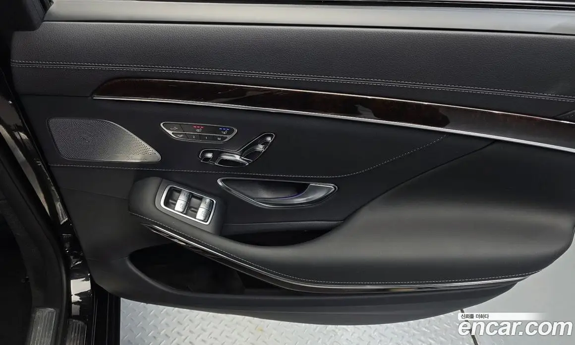 Mercedes-Benz S-Class 2019 4.0 гидро, фото 15 Mercedes-Benz S-Class 2019 4.0 гидро, фото 15