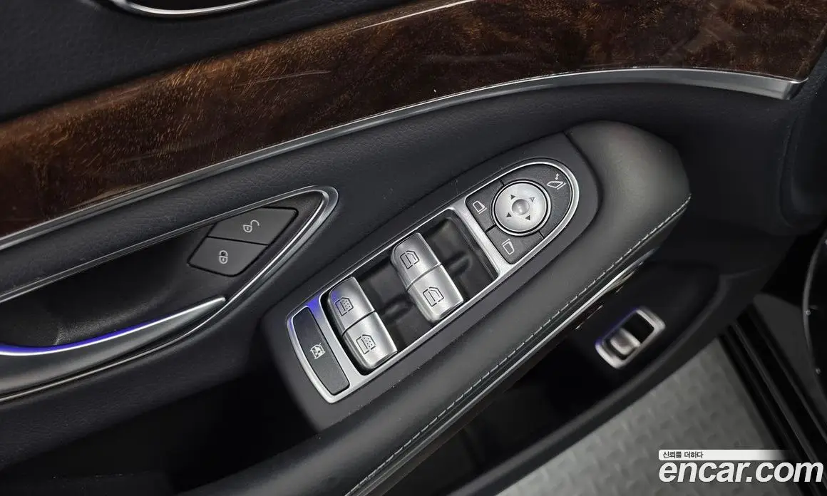 Mercedes-Benz S-Class 2019 4.0 гидро, фото 27 Mercedes-Benz S-Class 2019 4.0 гидро, фото 27