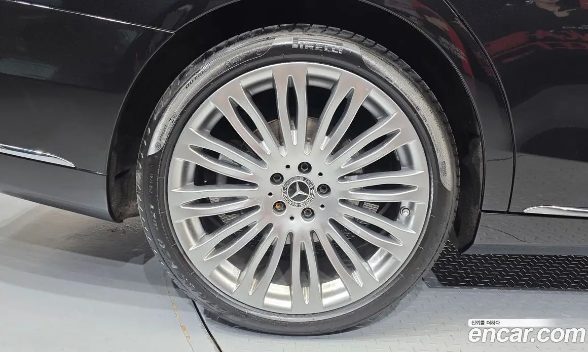 Mercedes-Benz S-Class 2019 4.0 гидро, фото 7 Mercedes-Benz S-Class 2019 4.0 гидро, фото 7