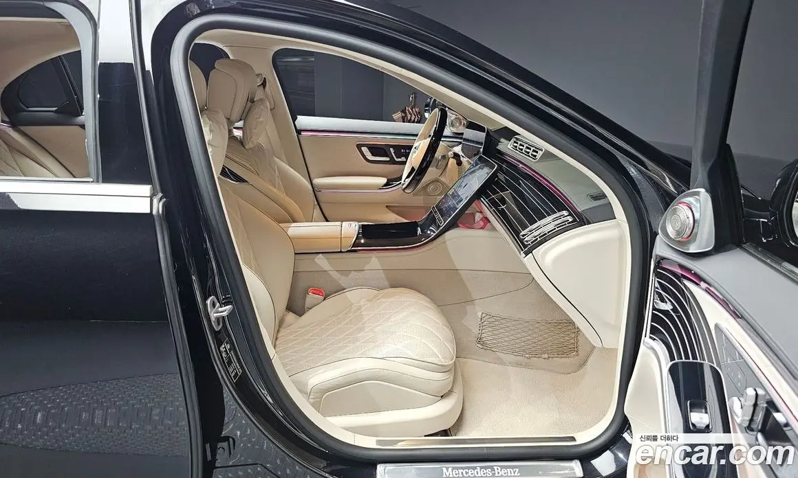 Mercedes-Benz S-Class 2023 4.0 гидро, фото 16 Mercedes-Benz S-Class 2023 4.0 гидро, фото 16