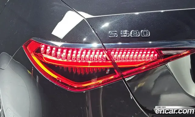 Mercedes-Benz S-Class 2023 4.0 гидро, миниатюра 9 Mercedes-Benz S-Class 2023 4.0 гидро, миниатюра 9
