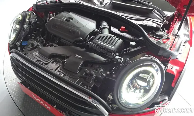 Mini Clubman 2024 1.5 автомат (гидро), миниатюра 6