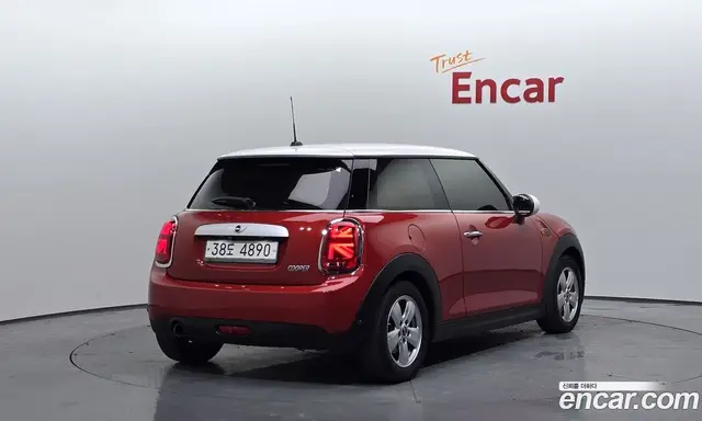 Mini Cooper 2014 1.5 автомат (гидро), миниатюра 2