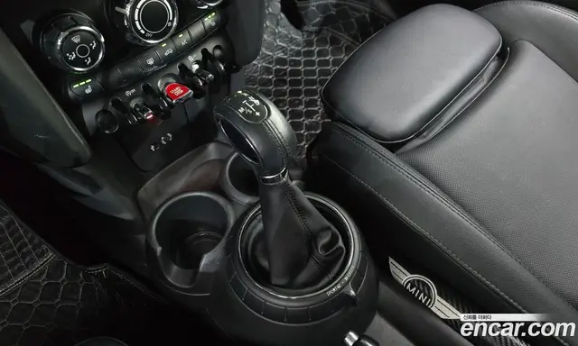 Mini Cooper 2014 1.5 автомат (гидро), миниатюра 9