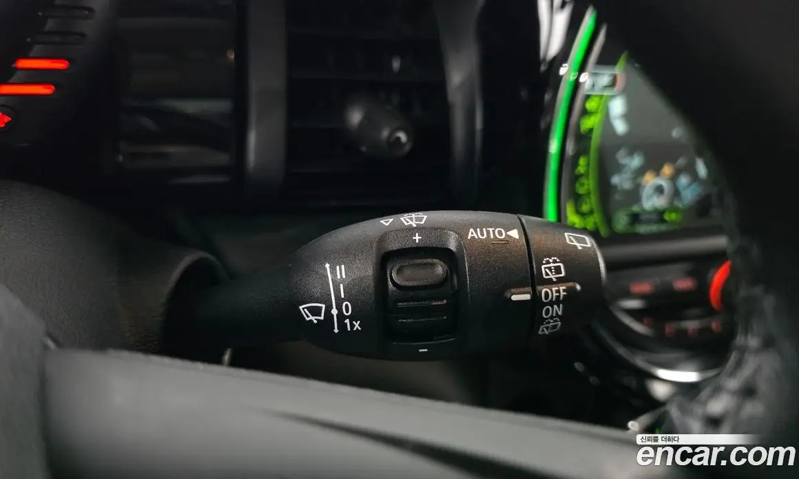 Mini Cooper 2016 1.5 автомат (гидро), фото 15