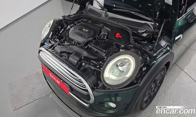 Mini Cooper 2016 1.5 автомат (гидро), миниатюра 6