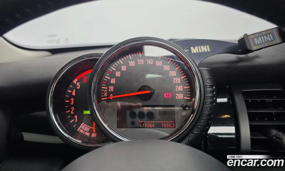 Mini Cooper 2016 1.5 автомат (гидро), фото 8