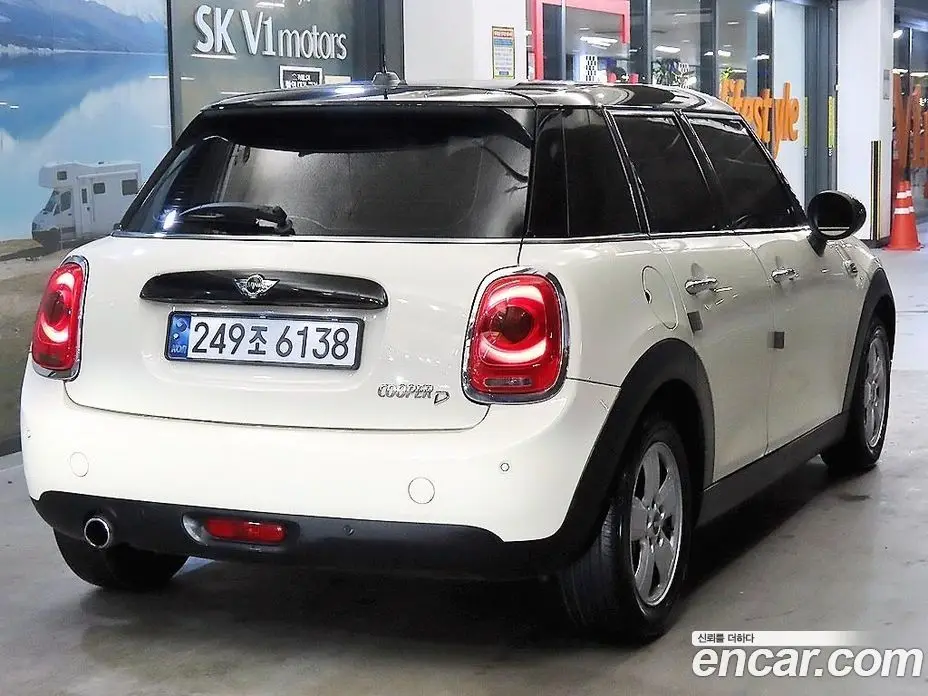 Mini Cooper 2016 1.5 автомат (гидро), фото 4