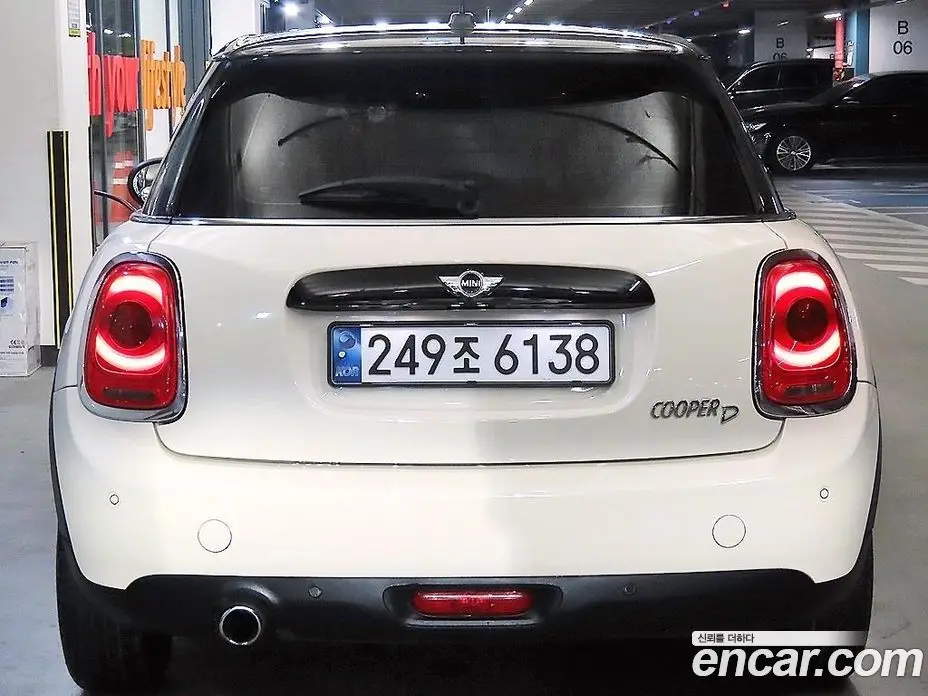 Mini Cooper 2016 1.5 автомат (гидро), фото 5